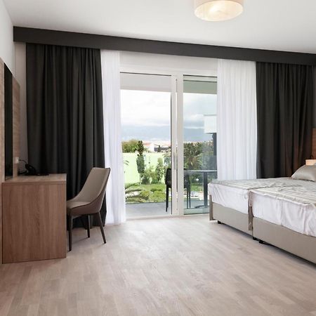 Kaneo Beach Hotel Novalja Luaran gambar