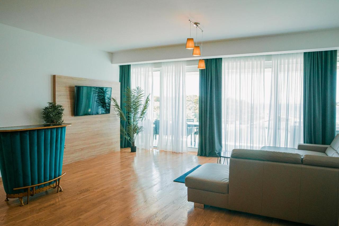 Kaneo Beach Hotel Novalja Luaran gambar