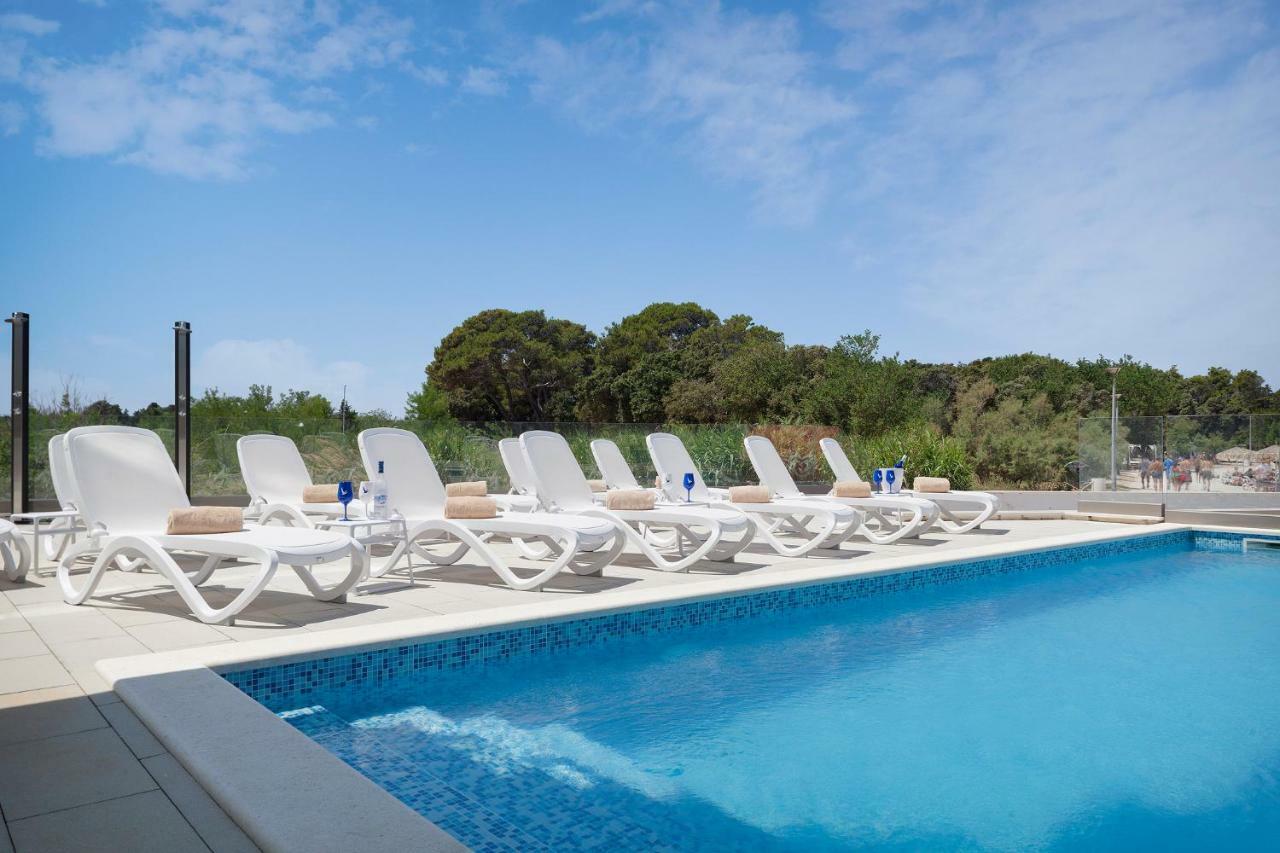 Kaneo Beach Hotel Novalja Luaran gambar