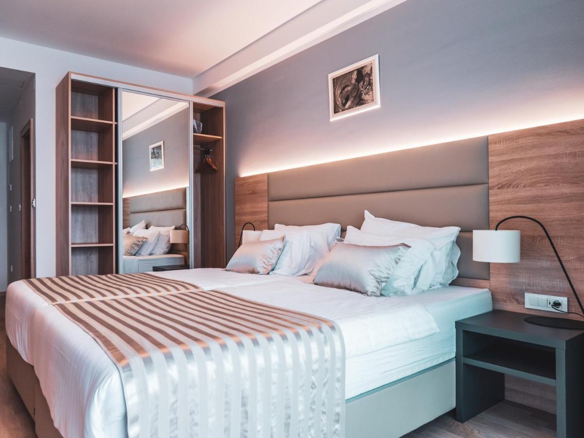 Kaneo Beach Hotel Novalja Luaran gambar